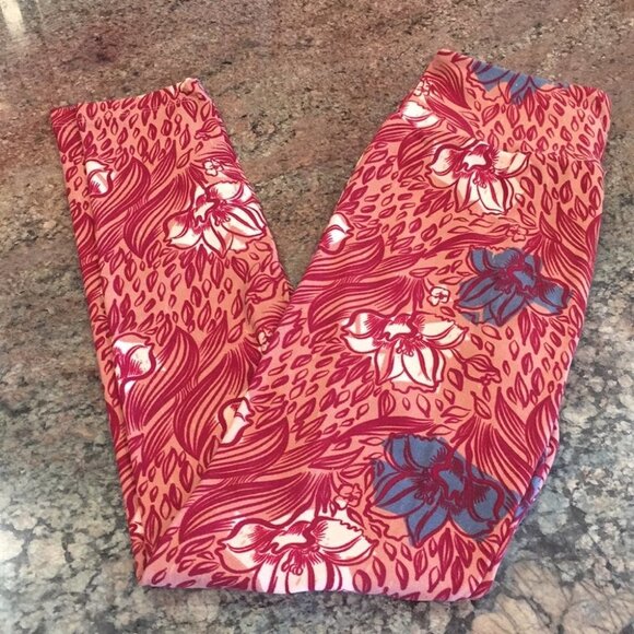 LuLaRoe Pants - OS NWOT LuLaRoe Leggings AA22 3265